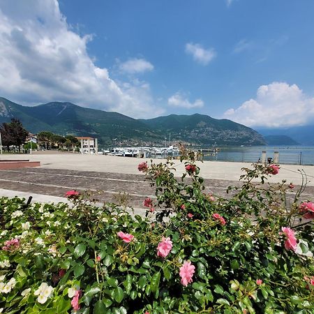 Light On Lake Iseo Клузане Екстериор снимка
